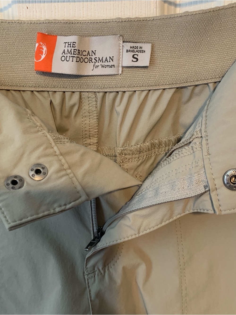 The American Outdoorsman Women's Athletic Shorts in Light Khaki